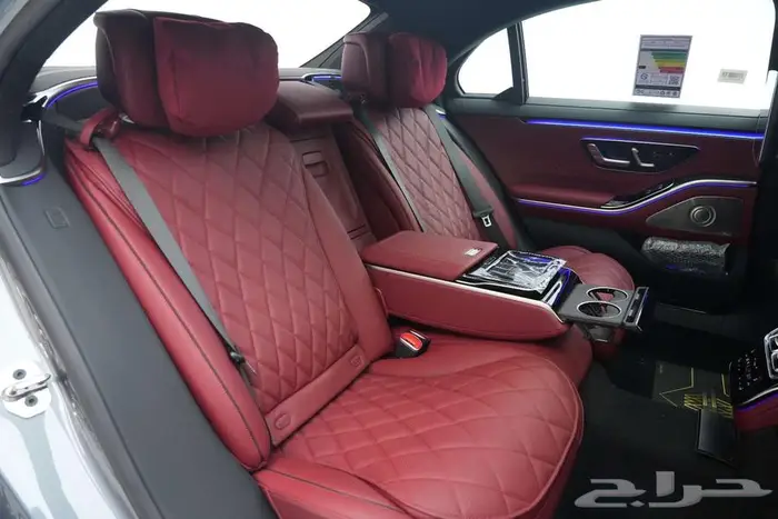 مرسيدس S 500 موديل 2025 أصفار خليجي رمادي فاتح أحمر 15