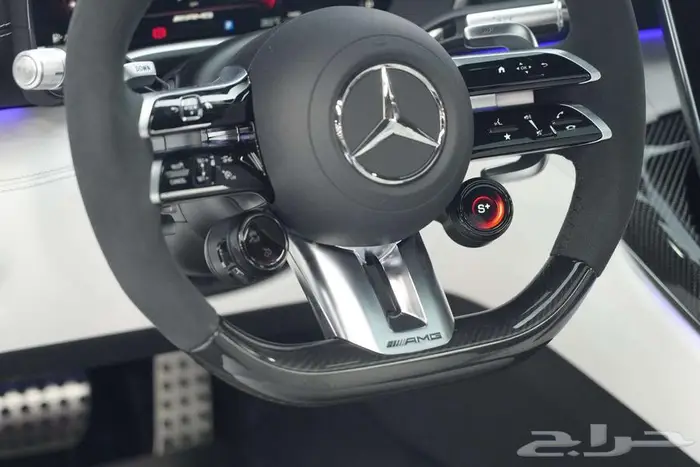 مرسيدس GT 43 AMG موديل 2025 أصفار خليجي أزرق أبيض كريستال 10