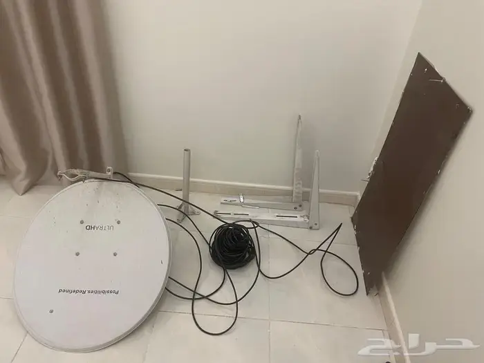 صحن دش وقاعده مكيف 0