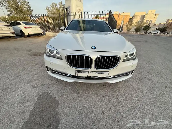 Bmw شبه جديد وممشى قليل 15