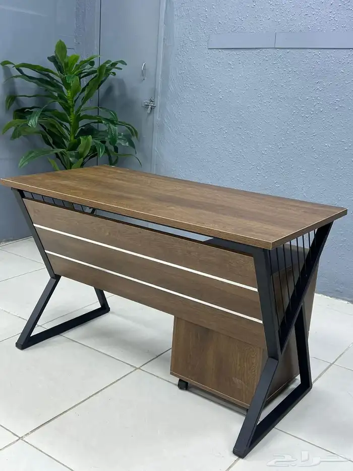 A luxurious office set including modern manager desk 6