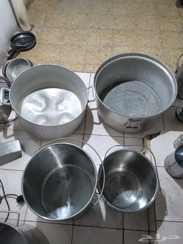 عدة مطعم فول وفلافل للبيع بالكامل 1