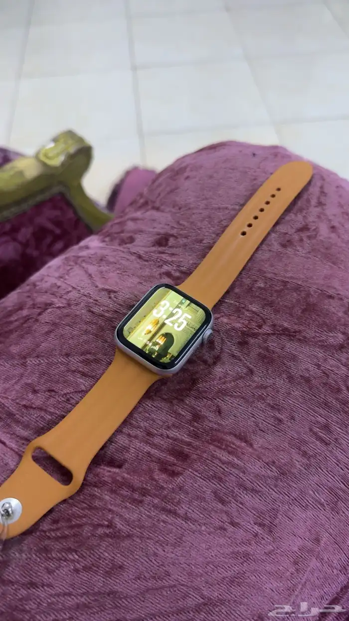 ساعة ابل الجيل السادس مقاس 44 للبيع 1