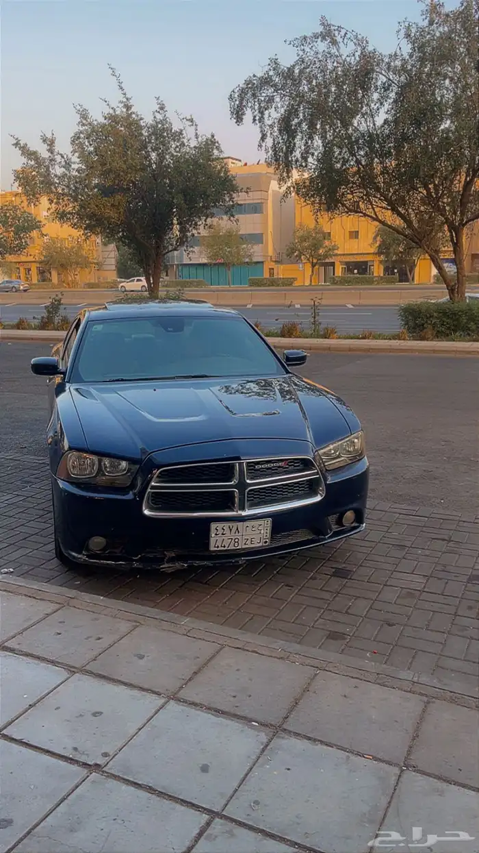 بيع دودج تشارجر 2013 18