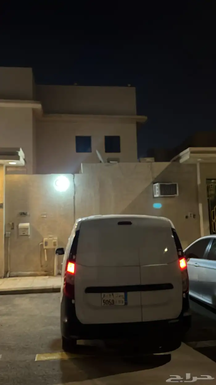 رينو دوكر 0