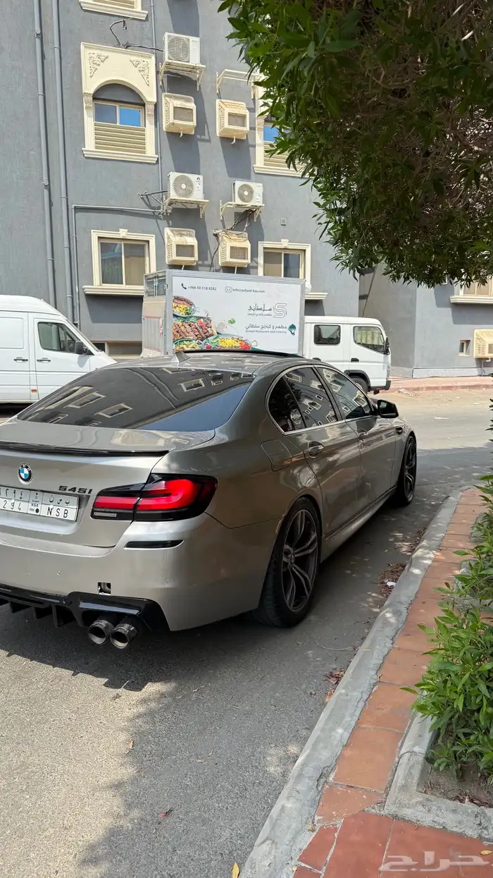 BMW 523i بي ام دبليو الفئة الخامسة 6