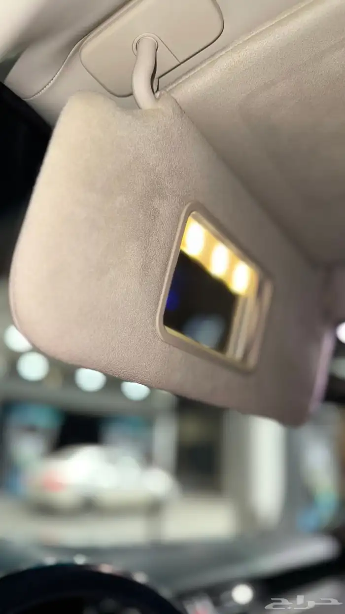 رنج روفر أوتوبيوقرافي تم البيع 35