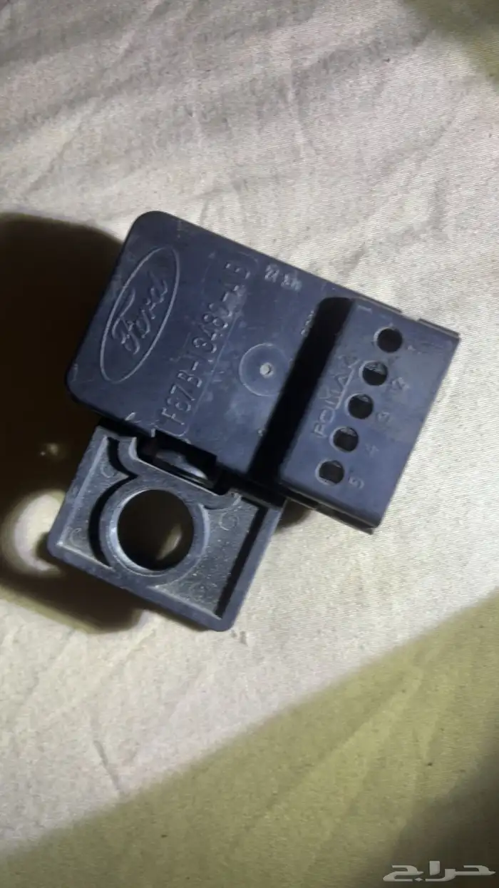 متوفر حساسات فورد ماركيز 2008 1