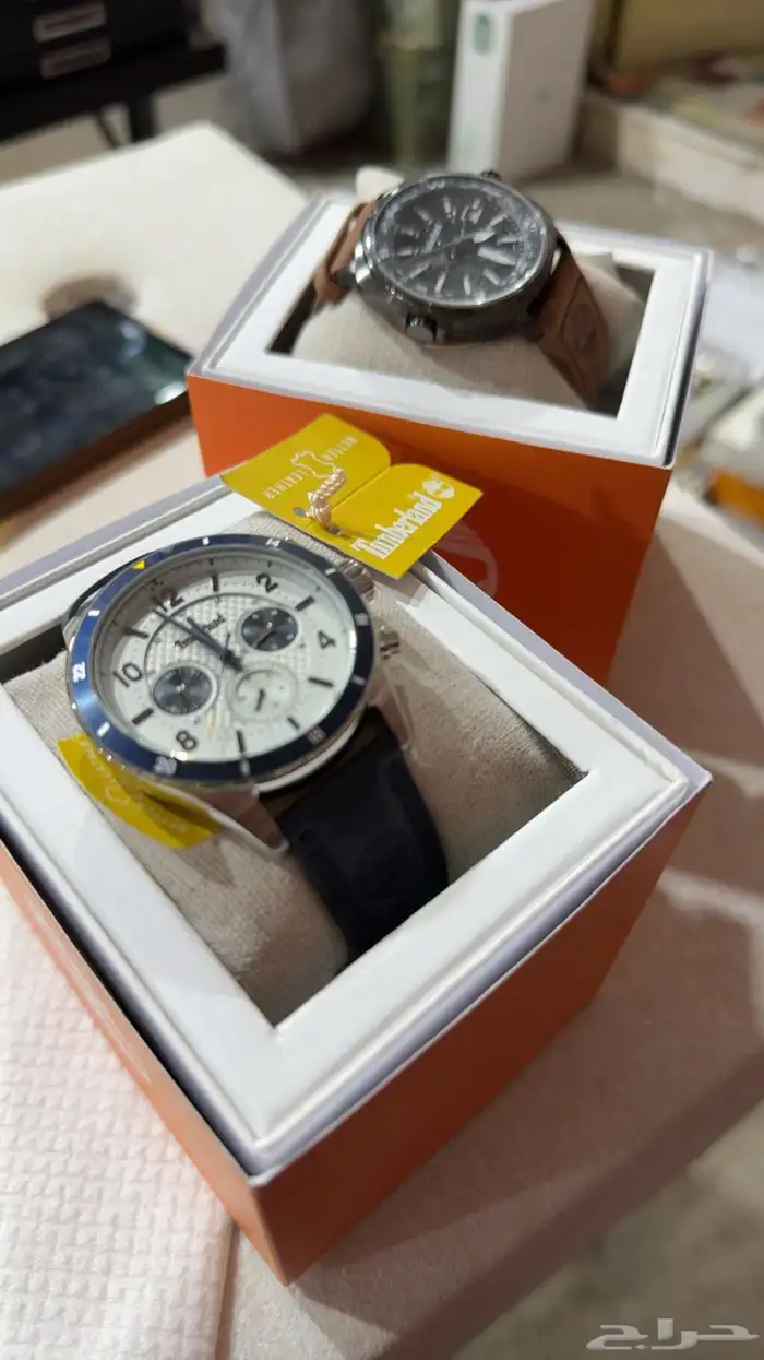 ساعات أصلية بخصم يصل إلى  70 8