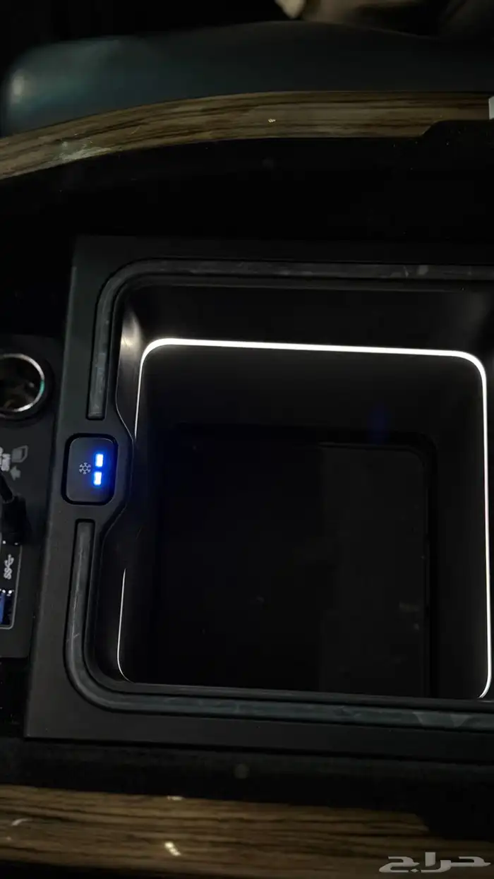 رنج روفر أوتوبيوقرافي تم البيع 32