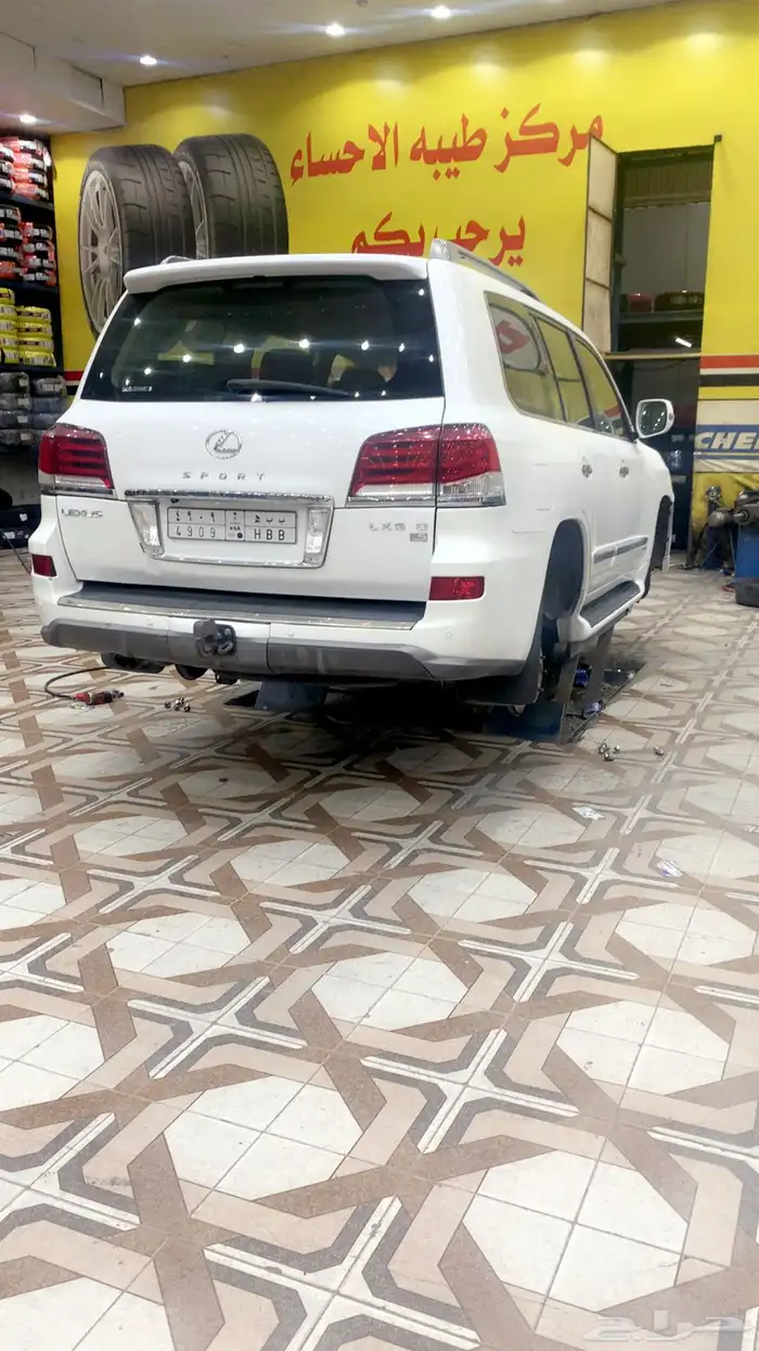 جيب لكزس 2012 1
