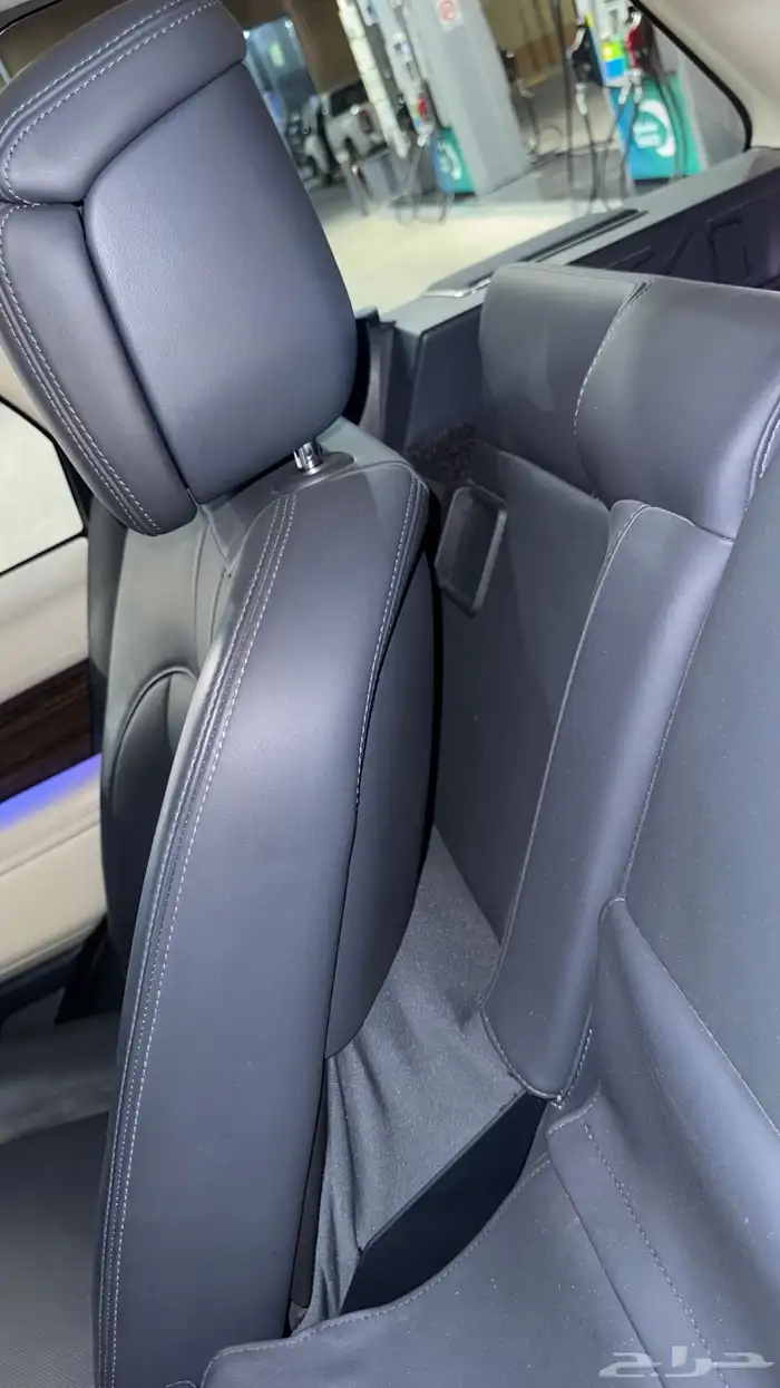 رنج روفر أوتوبيوقرافي تم البيع 27