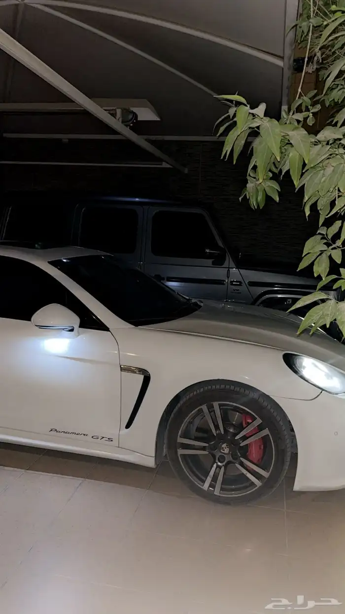 بورش بانميرا GTS v8 0