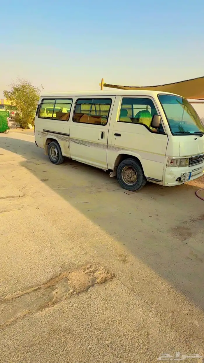 باص نيسان 1998 0