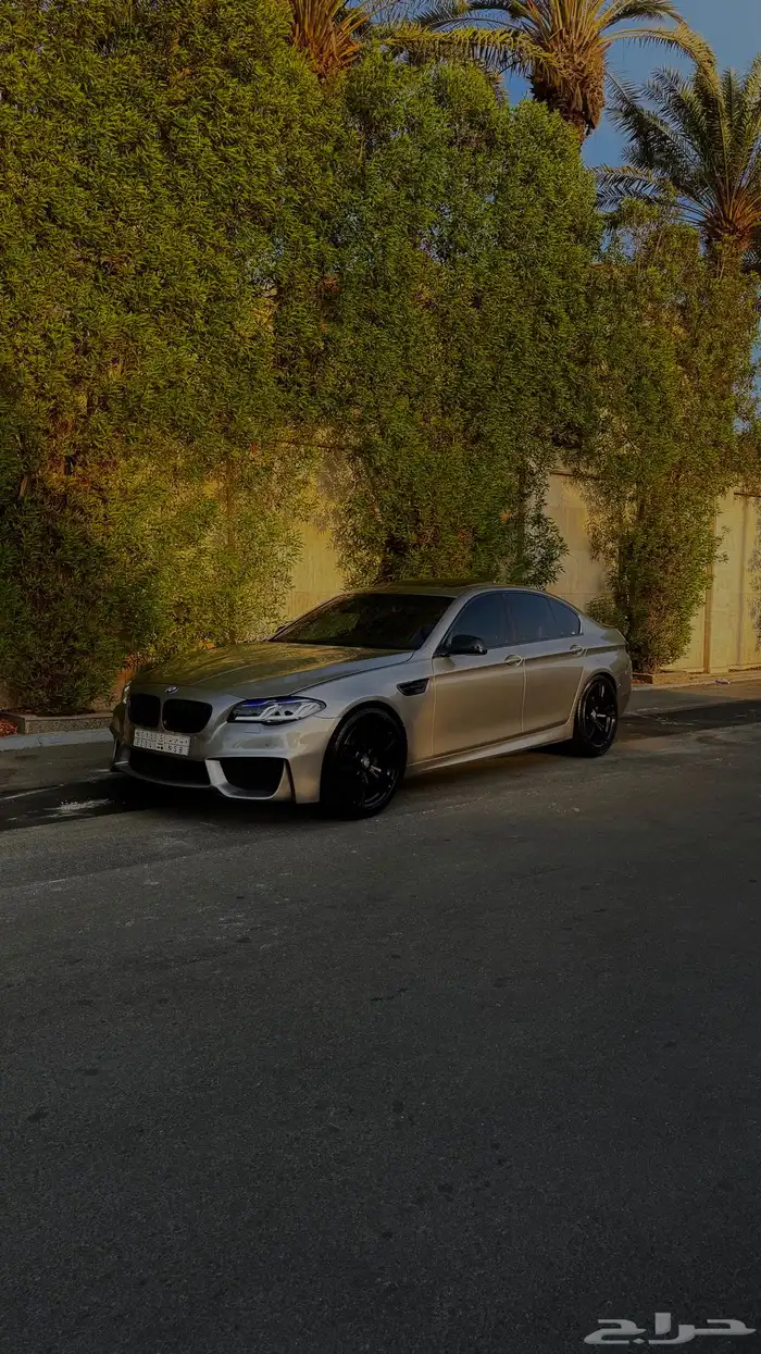 BMW 523i بي ام دبليو الفئة الخامسة 4