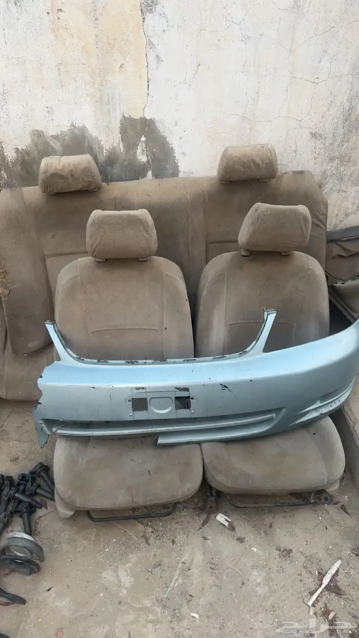 قطع كرولا من 2004-2007 وفي قطع 2013 3