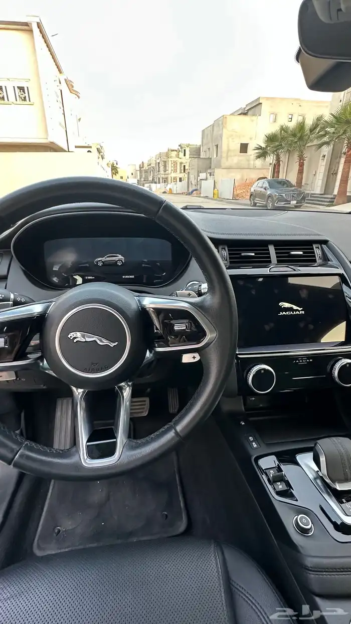 جاكوار 2021 E-PACE 4