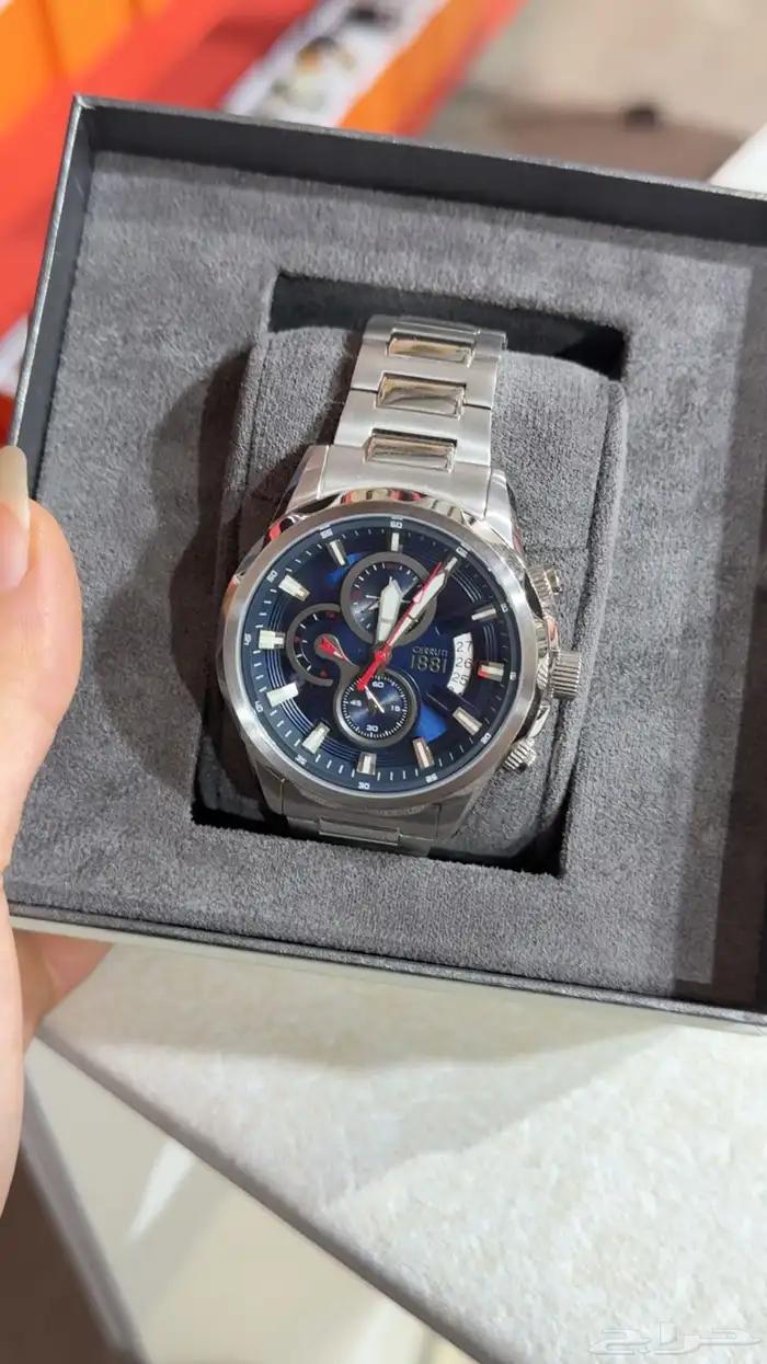 ساعات أصلية بخصم يصل إلى  70 7