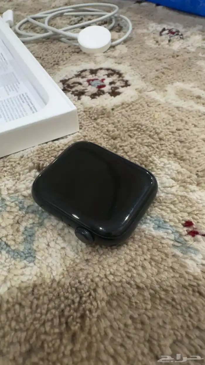 ساعه ابل الإصدار الثاني (SE) 1