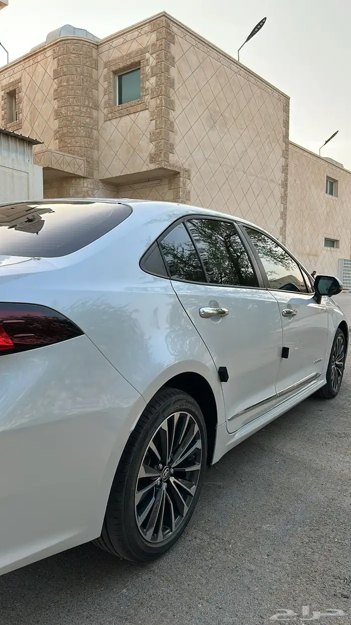 كورلا 2024فل كامل2.0 ممشى 1400 كيلو 9