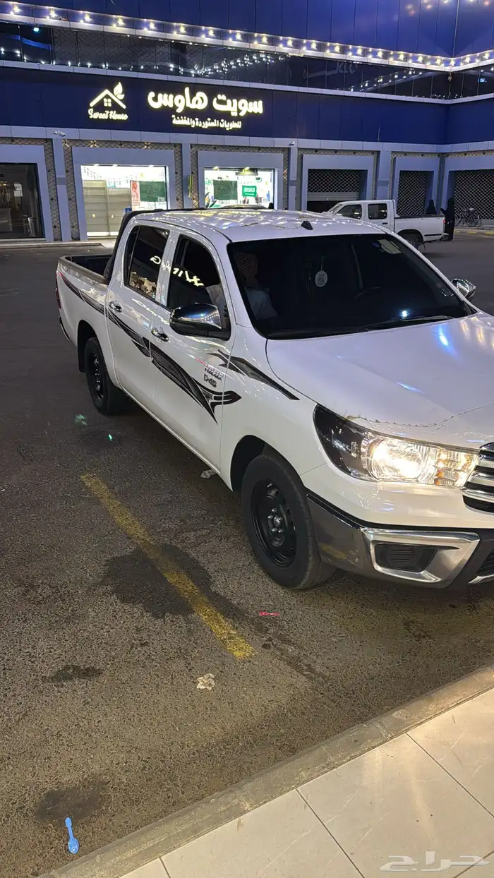 هايلوكس 2025 للتقبيل 0