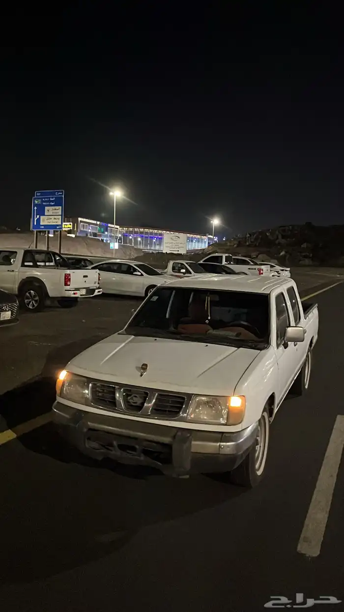 نيسان ددسن 2001 بنزين 6