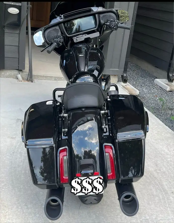 2025 Harley Street Glide هارلي ستريت قلايد بلاك اديشن 0