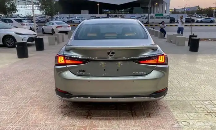 لكزس es250 ستاندر 2025 كاش واقساط 6