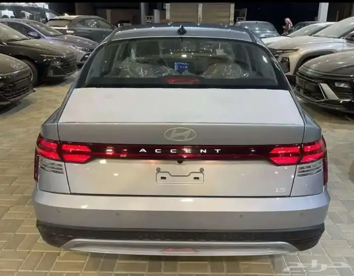 اكسنت فليت 2