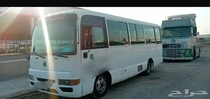 باص كوستر للايجار 30 راكب مع السواق الايجار 10 الاف 0