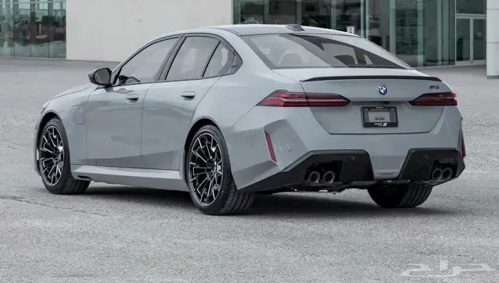 سعر جدا منافس 2026 BMW M5 Competition 4
