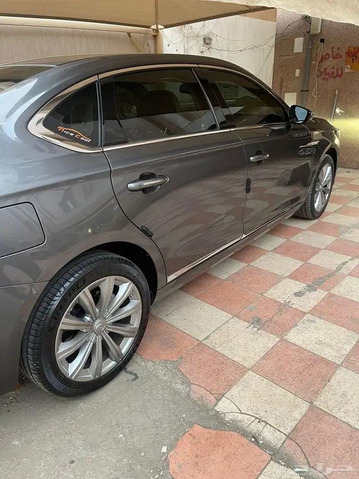 للبيع سيارة جاك الجميح نظيفهGA8 12