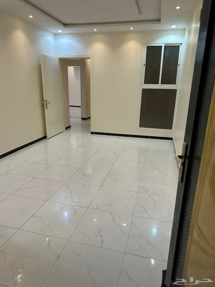 دور علوي للإيجار 1