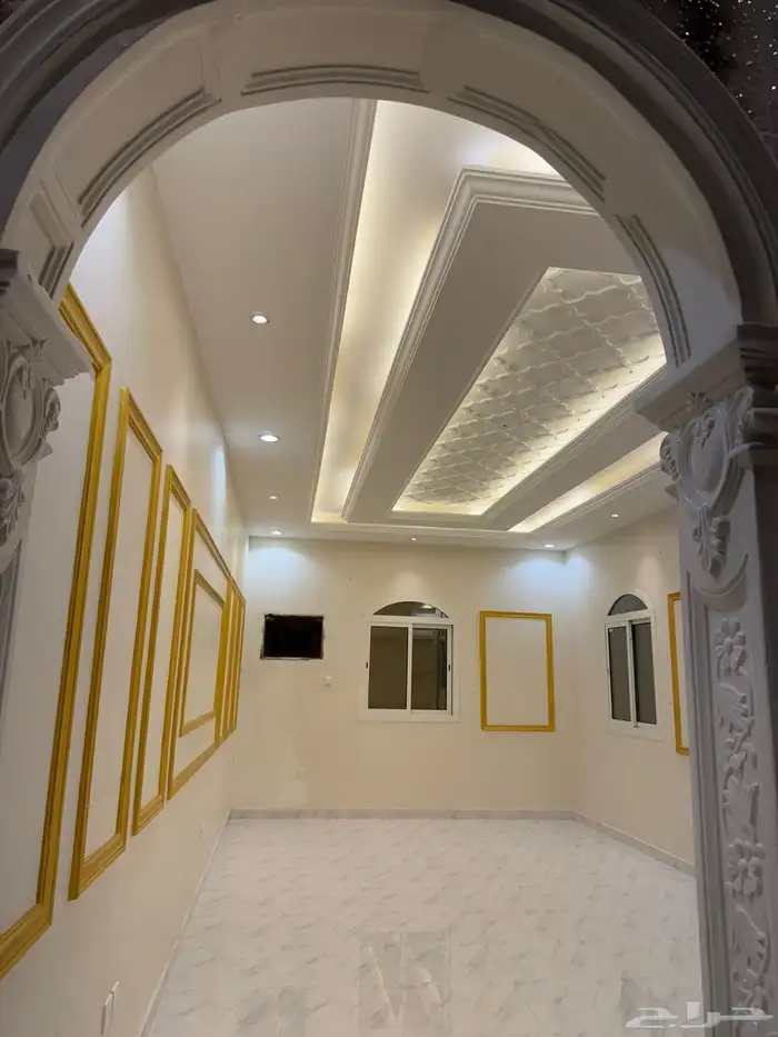 شقة مميزة بحي الصالحية دور أرضي 1