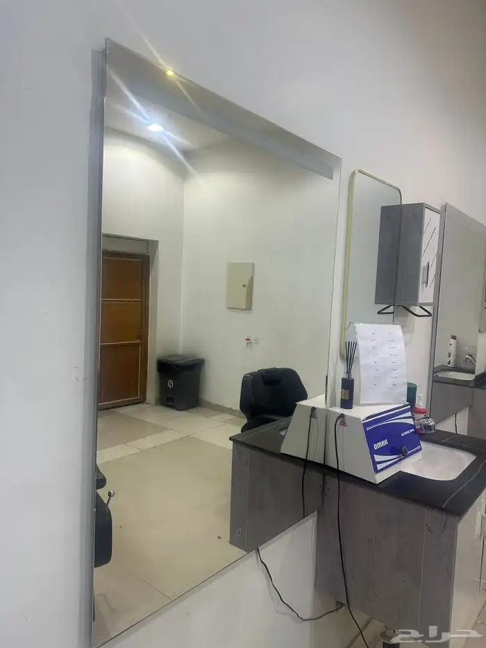 اغراض حلاق احواض ومرايا ودولاب 0