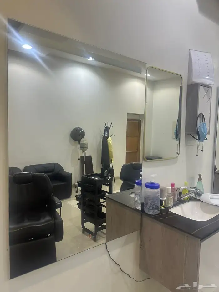 اغراض حلاق احواض ومرايا ودولاب 9