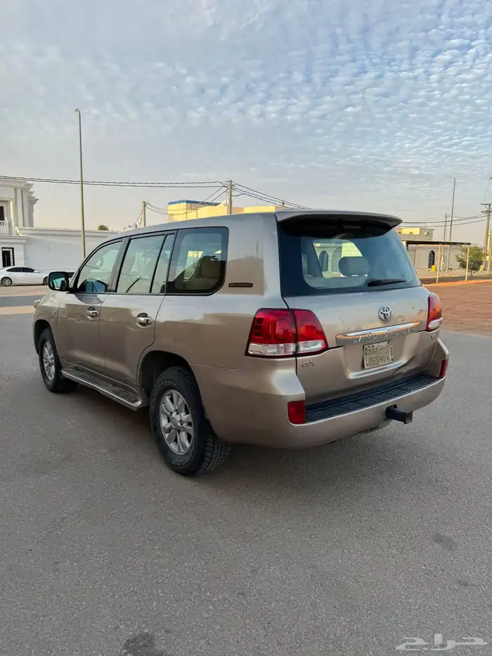جيب لاندكروزر GXR 2009 فل كامل 0