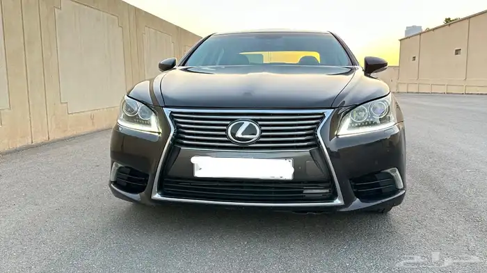 لكزس LS 460 لارج موديل 2013 3