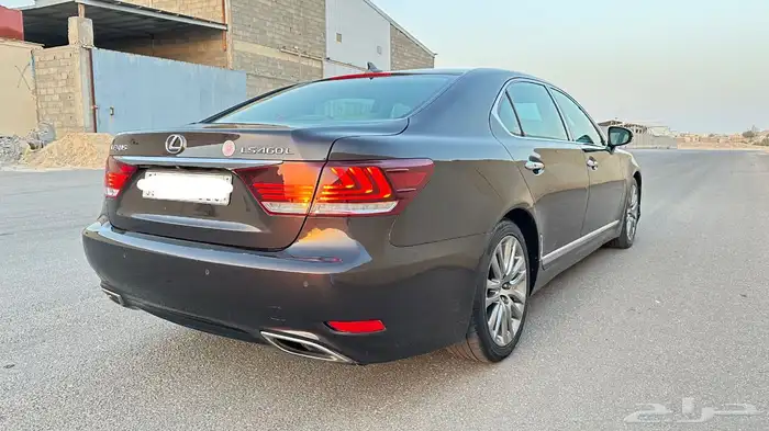 لكزس LS 460 لارج موديل 2013 8