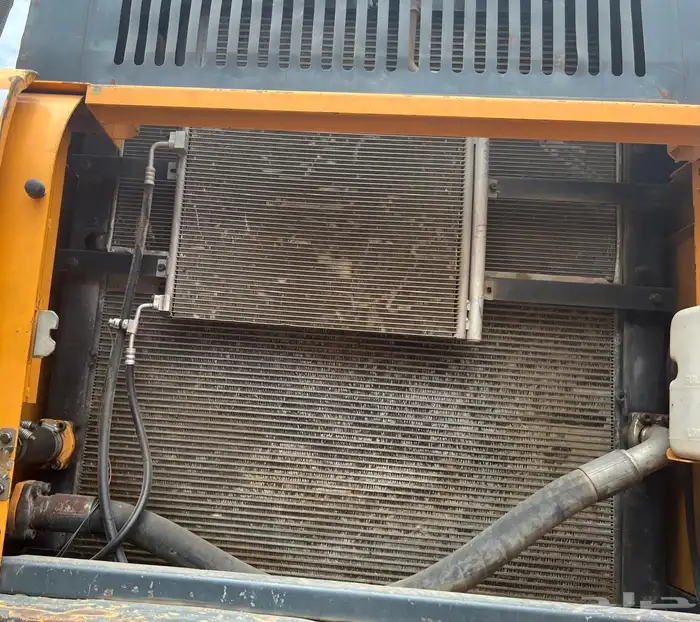 للبيع بوكلين 480 هونداي وارد باحسين 3