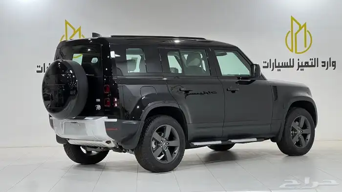 لاند روفر ديفندر SE.2025خليجي عرض اليوم الوطني 3