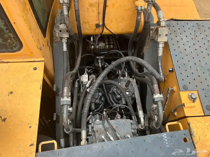 للبيع بوكلين 480 هونداي وارد باحسين 10