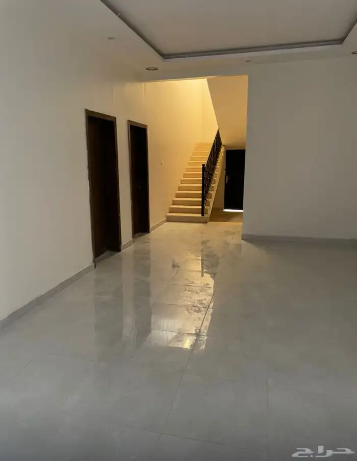 الايجار دور ارضي حي فليج حفر الباطن 1