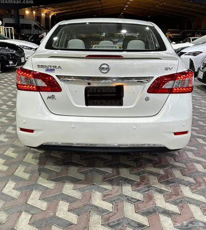 نيسان سنترا موديل 2020 على الشرط 5