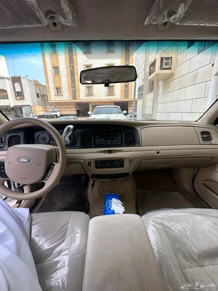 فورد بوليسي 2011 12