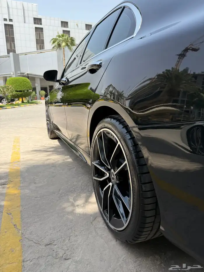 مرسيدس C180 مواصفات خاصة Designo 26