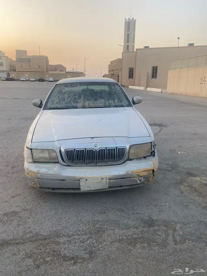 فورد فكتوريا 2001 3