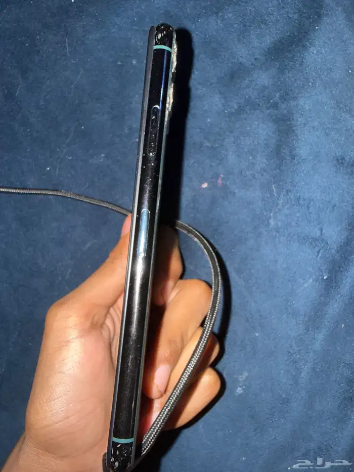 آيفون 11 برو ماكس لا البيع على السوم 3