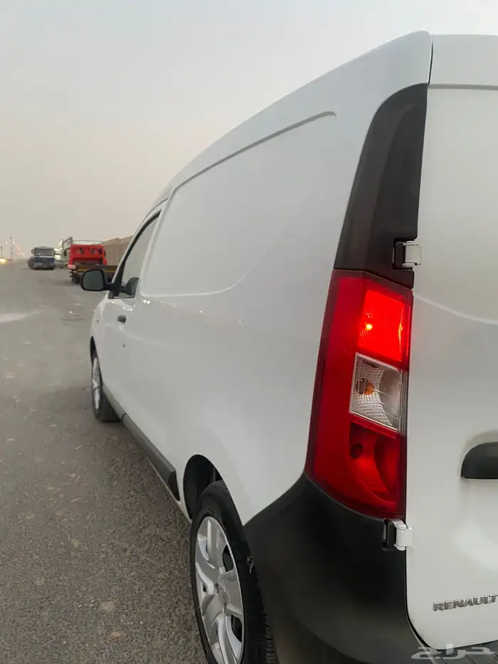 رينو 11