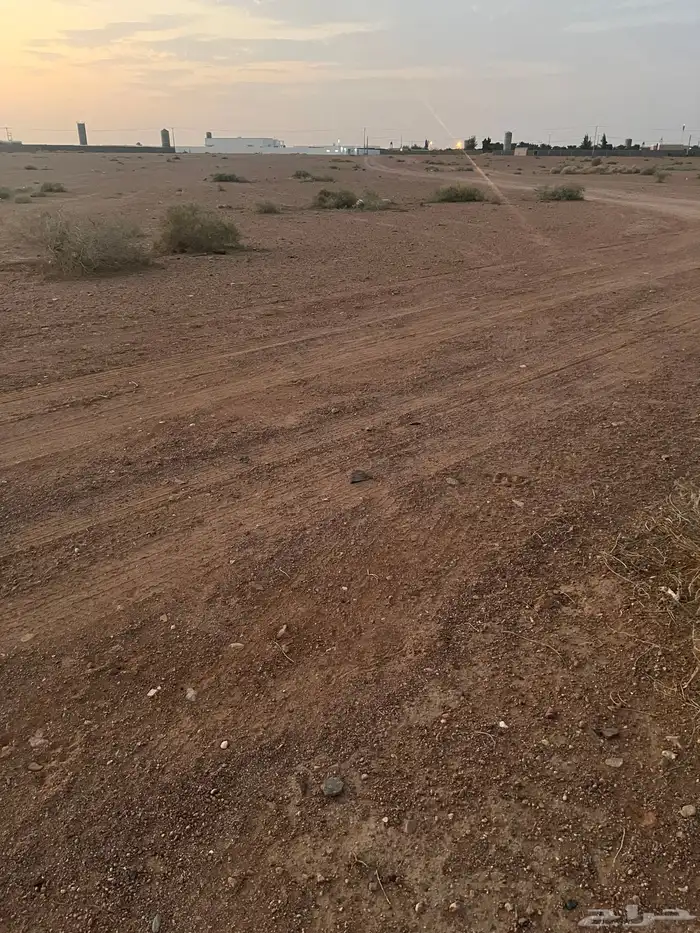 للبيع ارض في مخطط الاجيال بحقروصين 5